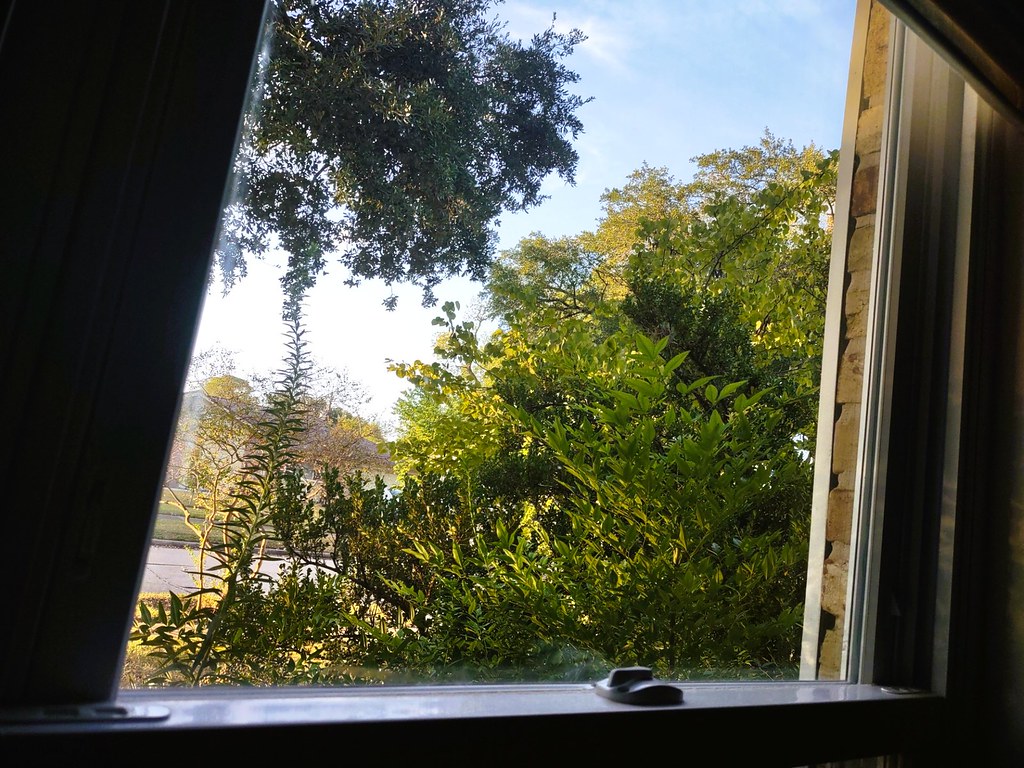 window view | mappa1001 | Flickr