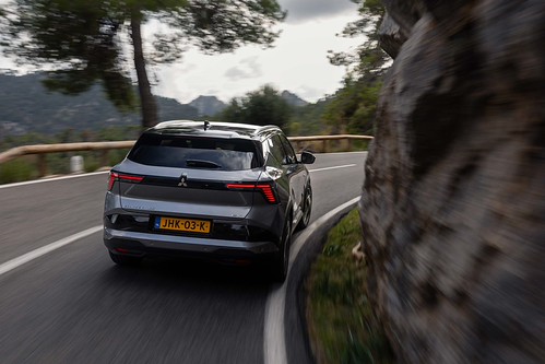 Mitsubishi Eclipse Cross: o SUV compacto que acelera a era elétrica