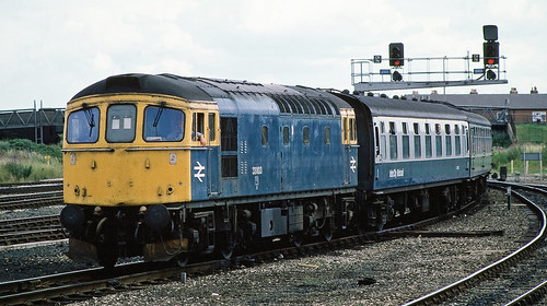 33003 at Chester | Class 33/0 number 33003 arrives at Cheste… | Flickr