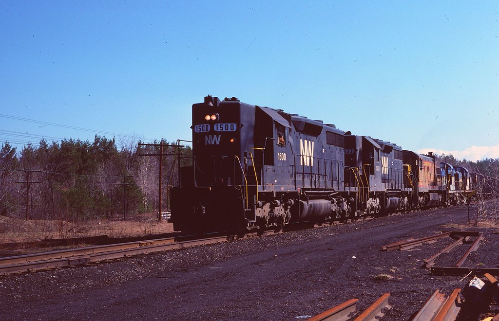 N&W SD35 1500 DJ Cabin - Delanson NY | D&H Train AB-91 with … | Flickr