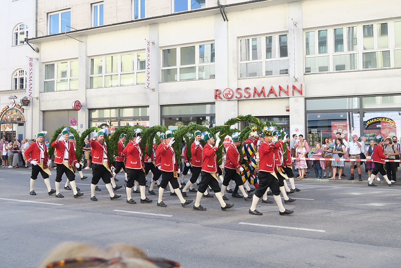Oktoberfest parade / etdrysskanel.com
