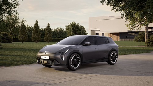 Conduzimos o novo Kia EV4