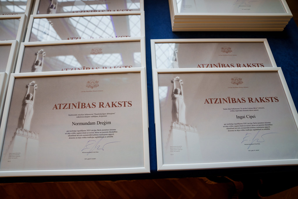 Ministru kabineta Atzinības rakstu pasniegšanas svinīgais pasākums | 13 ...
