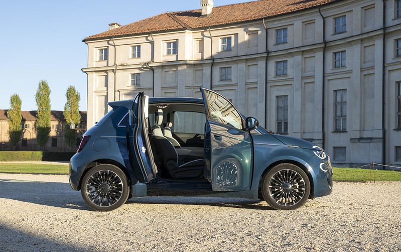 Novo FIAT 500 Híbrido desde 20.850€