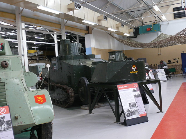 AMM 2025 1928 Vickers D3E1 Wheel-cum-Track Machine Bovington | Flickr