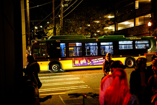 P1436881
