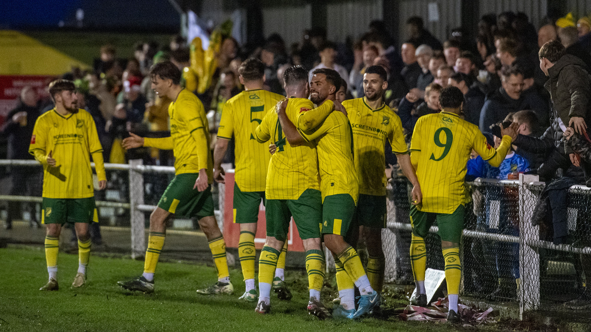Hitchin Town 2-0 Flackwell Heath