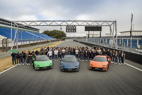 Lamborghini estabelece novo recorde em 2025: mais de 10.000 veículos entregues