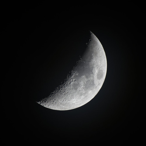 waxing_crescent_moon