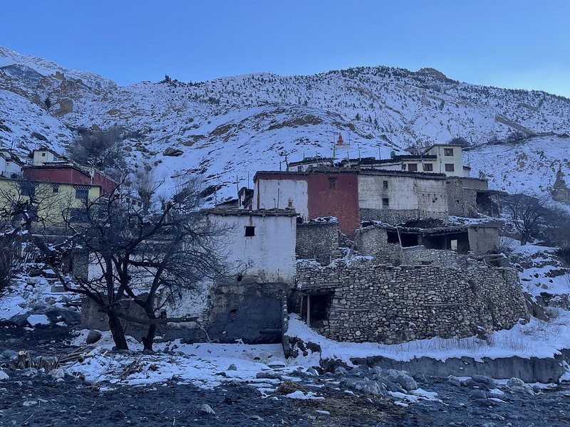 Digital Detox / AI-withdrawal: Annapurna Circuit зимой-весной