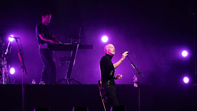 Midge Ure in Concert