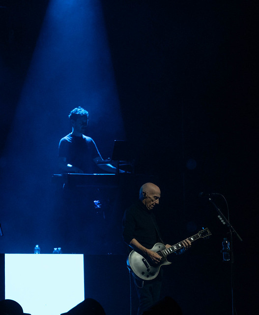 Midge Ure in Concert