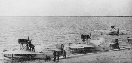 Ww2 Rectangular Flotation Raft MBR-2 float planes. | MBR-2 float planes. | World War II In View | Flickr