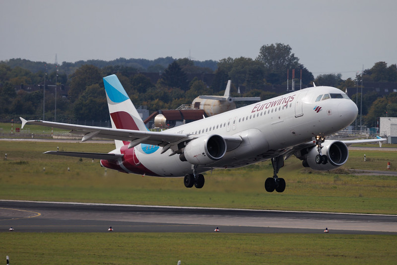 Düsseldorf Airport: Eurowings (EW / EWG) | Airbus A320-216 A320 | D-ABZE | MSN 3464