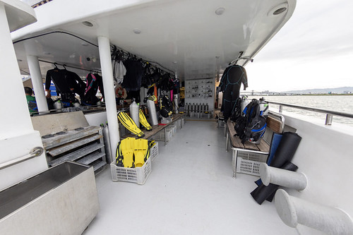 Dive-Deck