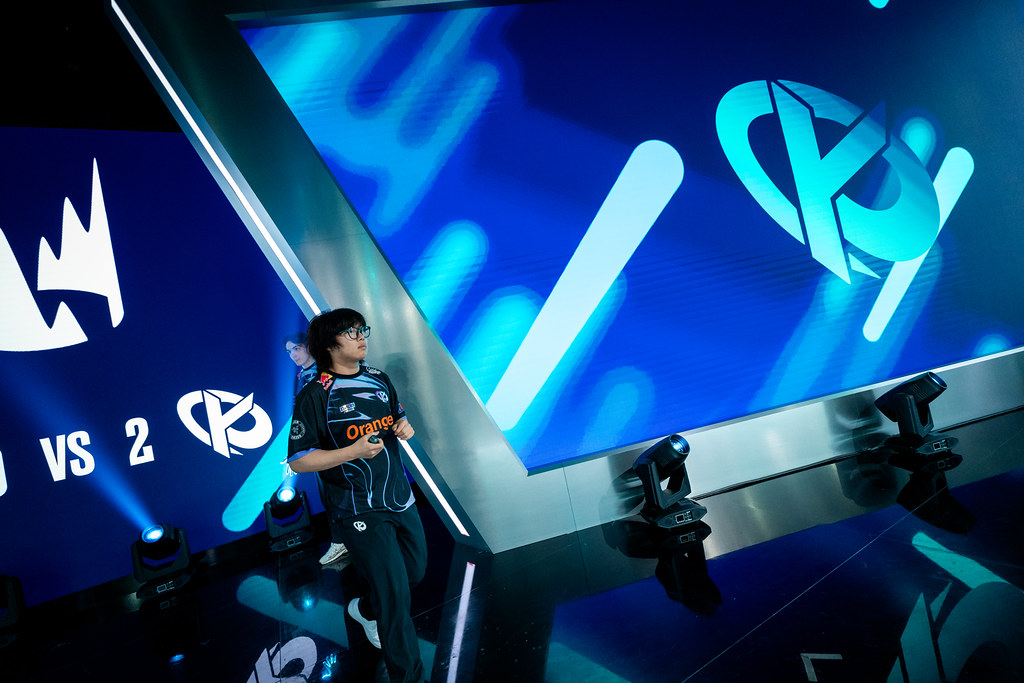 LEC 2026 Spring Split Playoffs Week 2 Day 1