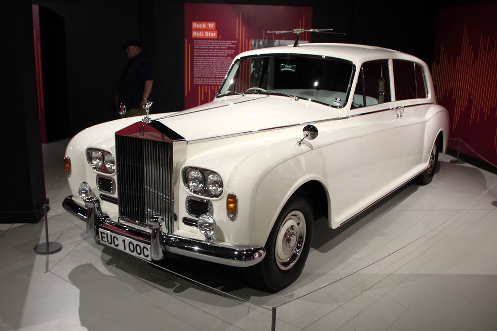 EUC 100C - 1965 Rolls-Royce Phantom V