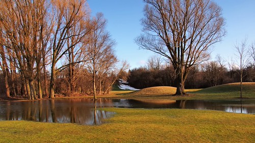 Mid-March thaw, Etobicoke Creek flood plain, Brampton, Ontario.. by edk7, <b>Tributary of Lake Ontario
<a href="https://en.wikipedia.org/wiki/Etobicoke_Creek" rel="noreferrer