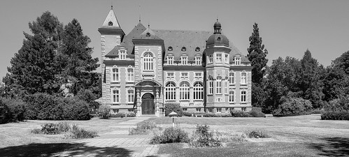 Chatêau Utzschneider | by Wolfram Biermann-Zeitler