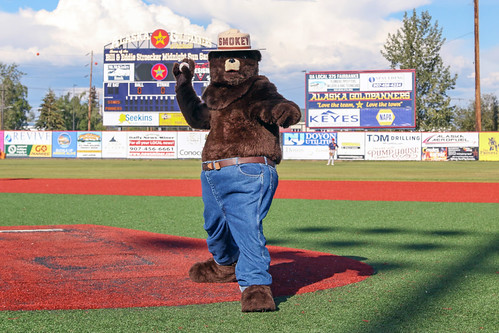 Photo_AlaskaGoldpanners_WildlandFirefighterAppreciationNight_GeoffLiesik_20260702-11