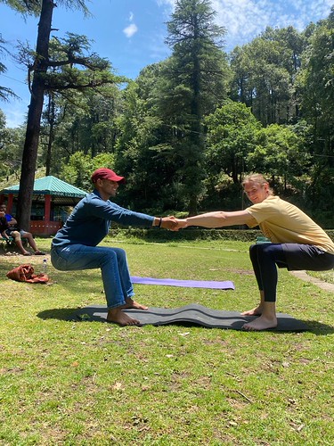 Find Your True Self in the Himalayas | Authentic Yoga Teacher Training & Retreat in Dharamshala, India