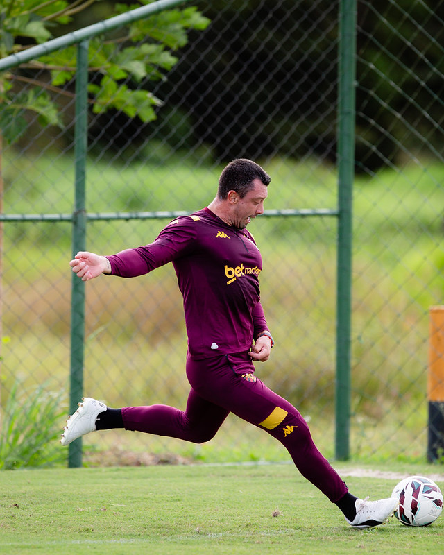 Jogadores do Sport Club do Recife participam de treinamento no CT do Sport, em Recife (PE), nesta quarta-feira, 08 de Julho de 2026, como parte da preparação da equipe para a partida contra o Botafogo-SP, válida pela 17ª rodada do Campeonato Brasileiro da Série B. Foto: Paulo Paiva / Sport Club do Recife. Treino CT Sport | 08/07/2026