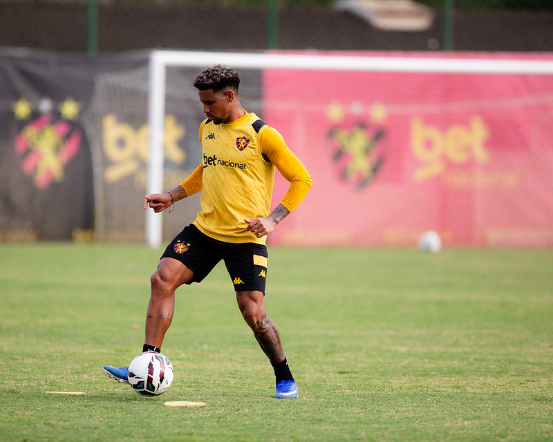 Jogadores do Sport Club do Recife participam de treinamento no CT do Sport, em Recife (PE), nesta quarta-feira, 08 de Julho de 2026, como parte da preparação da equipe para a partida contra o Botafogo-SP, válida pela 17ª rodada do Campeonato Brasileiro da Série B. Foto: Paulo Paiva / Sport Club do Recife. Treino CT Sport | 08/07/2026
