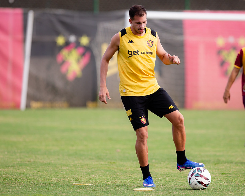 Jogadores do Sport Club do Recife participam de treinamento no CT do Sport, em Recife (PE), nesta quarta-feira, 08 de Julho de 2026, como parte da preparação da equipe para a partida contra o Botafogo-SP, válida pela 17ª rodada do Campeonato Brasileiro da Série B. Foto: Paulo Paiva / Sport Club do Recife. Treino CT Sport | 08/07/2026