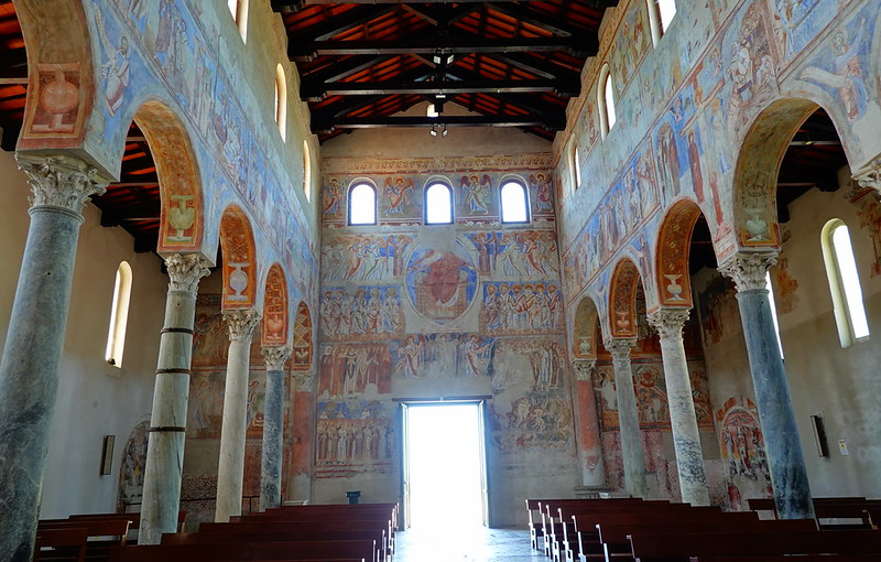 16 días por el Sur de Italia en coche: Campania, Puglia, Basilicata y Calabria. - Blogs de Italia - Anfiteatro Capua y Museo de los Gladiadores. Abadía Sant'Angelo in Formis. (23)