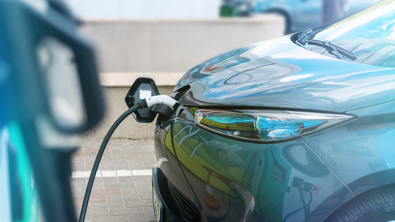 Elétricos ganham destaque no mercado de usados