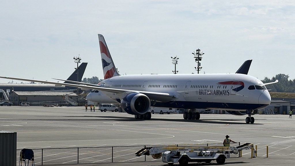 Boeing 787-10, British Airways, G-ZBXA (MSN 69671/1308) | BOE