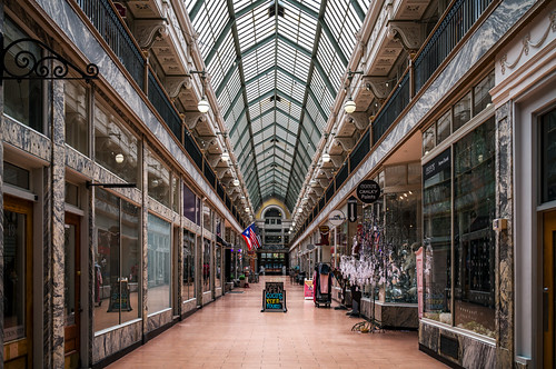 Fifth Street Arcade