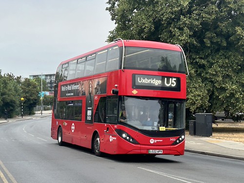 Transport UK London • 3433 • LG22APV | by Gage 75