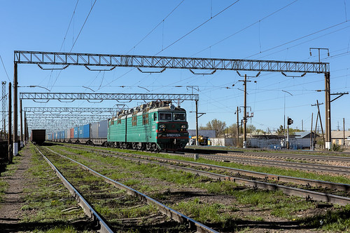 ... containers through Нуринск ... | by Sven Voigt