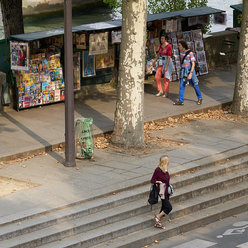 Bouquinistes on the Quai de Montebello