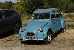 Citroën 2 CV 4 Amboise (37 Indre et Loire) 09-08-26a