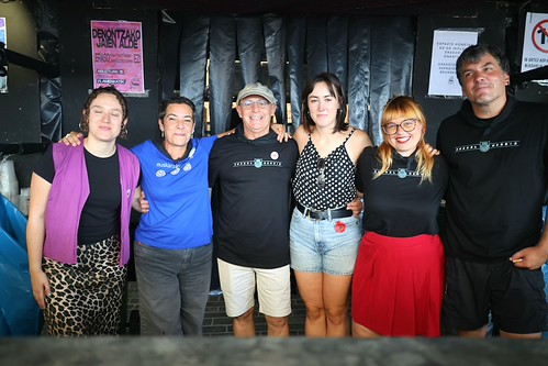 Piraten bazkaria (Argazkiak: Joseba Parron San Sebastian)