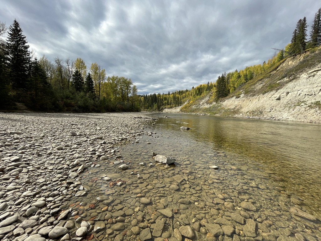 Pembian River at Pembina River Provincial Park