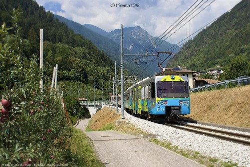 Ferrovia Trento - Mezzana: E86 ET 18 + 16 | Malé | by Firemista