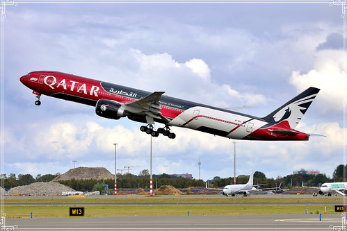 Qatar Airways A7-BEG (Formula 1 Livery) | by JonathanBl