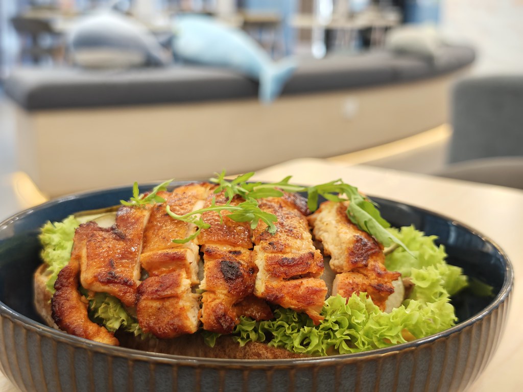 烤雞酸麵包 Grilled Chicken Sourdough Toast rm$18.90 @ Balena Dessert Cafe USJ10