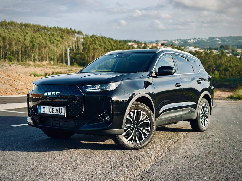 EBRO s700 PHEV: o nome é antigo, o SUV é tudo menos isso