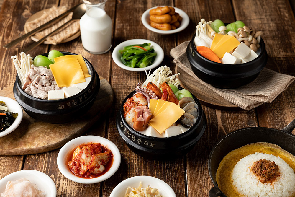 北村豆腐家插旗台中Jmall再展店!9/2開幕限時兩人同行「飲料無限暢飲」、里民再享半價優惠 1 TOFU 260831-1