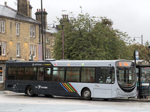 Transdev The Keighley Bus  Company 1720 PO59 MLU | by fentonimran49