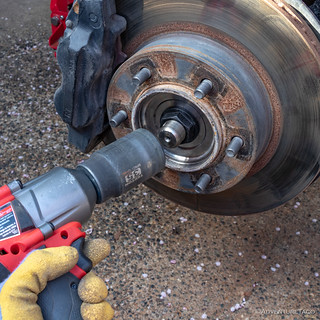 The mid-torque zip-zip makes quick work of the axle nut.