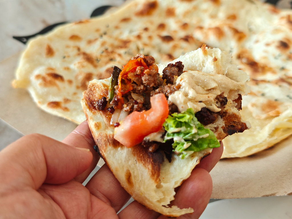 也門炒牛肉碎 Yemeni Dakah Beef  with 穆拉瓦麵包 Khubz Mulawah bread rm$21 @ Hadhramawt House Restaurant USJ 1