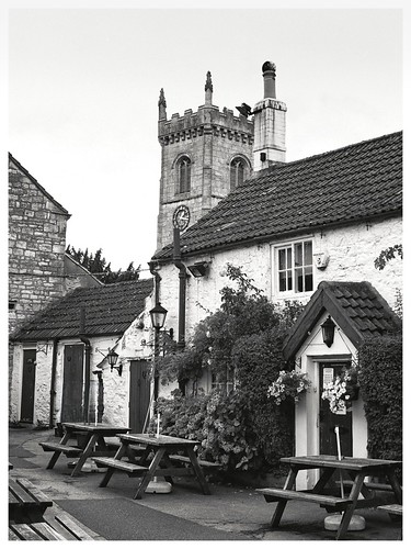 Another re-edit to get rid of the wheelie bin.