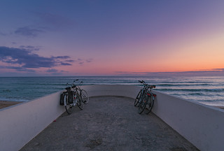 Flickr photo: Last stop before a swim