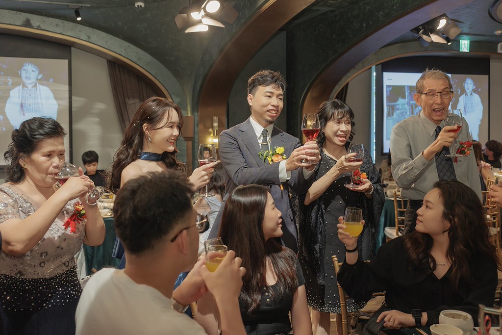 奇緯與蕙娟｜二進互動與敬酒｜亞果薈婚禮紀錄｜深呼吸影像 260