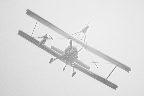 Skycats Wingwalker / Ladies on the wings surging out of the clouds